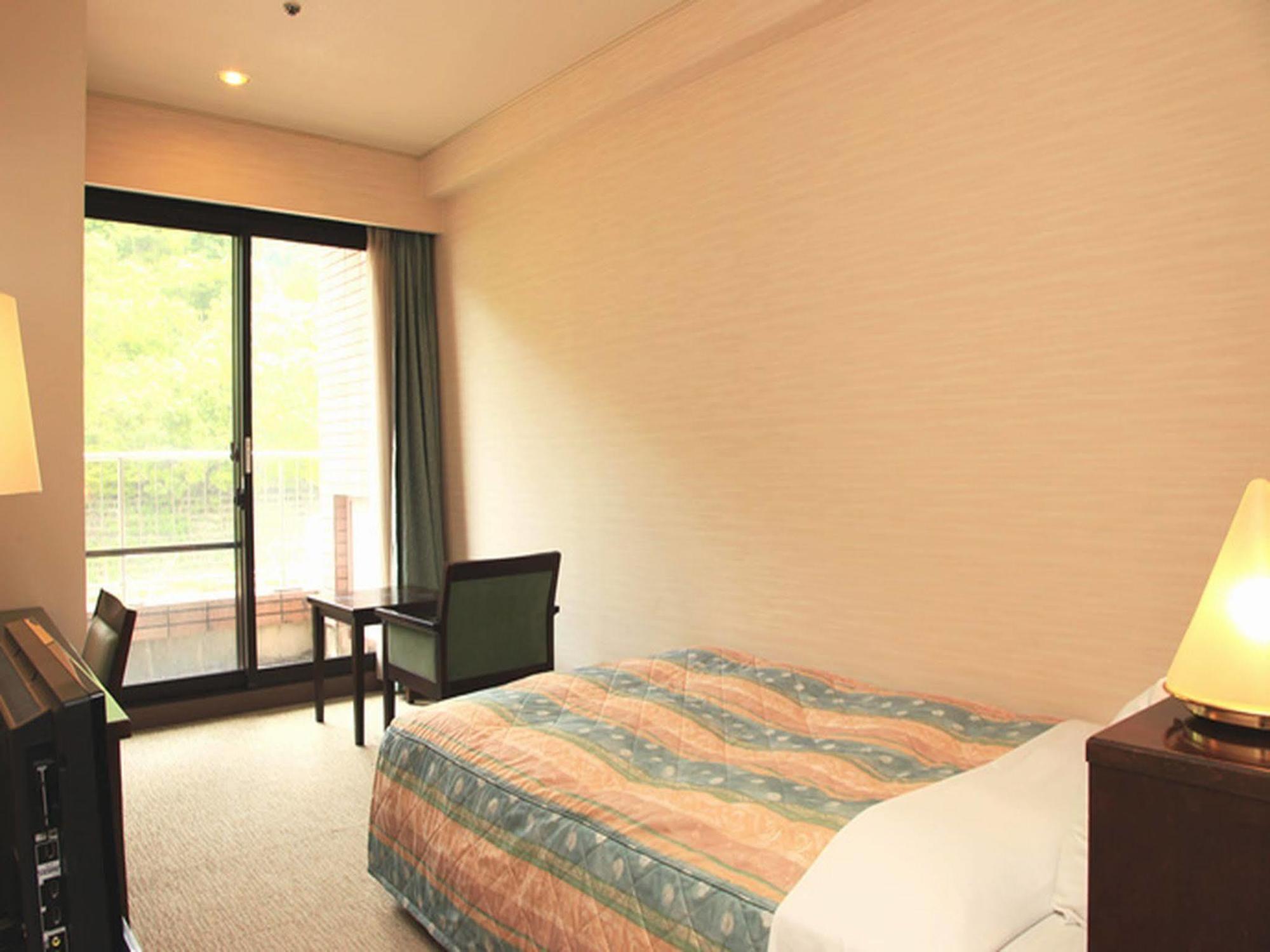 Takeo Century Hotel Exterior foto
